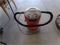 Bucket vacuum