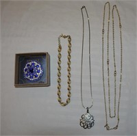 5 Monet Pieces- 1 Pendant & "54 Necklace & 16"