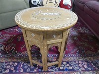 20" DIAMETER FOLDING TABLE W/INLAYS