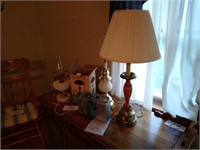 Lot of four table lamps and a CD boombox
