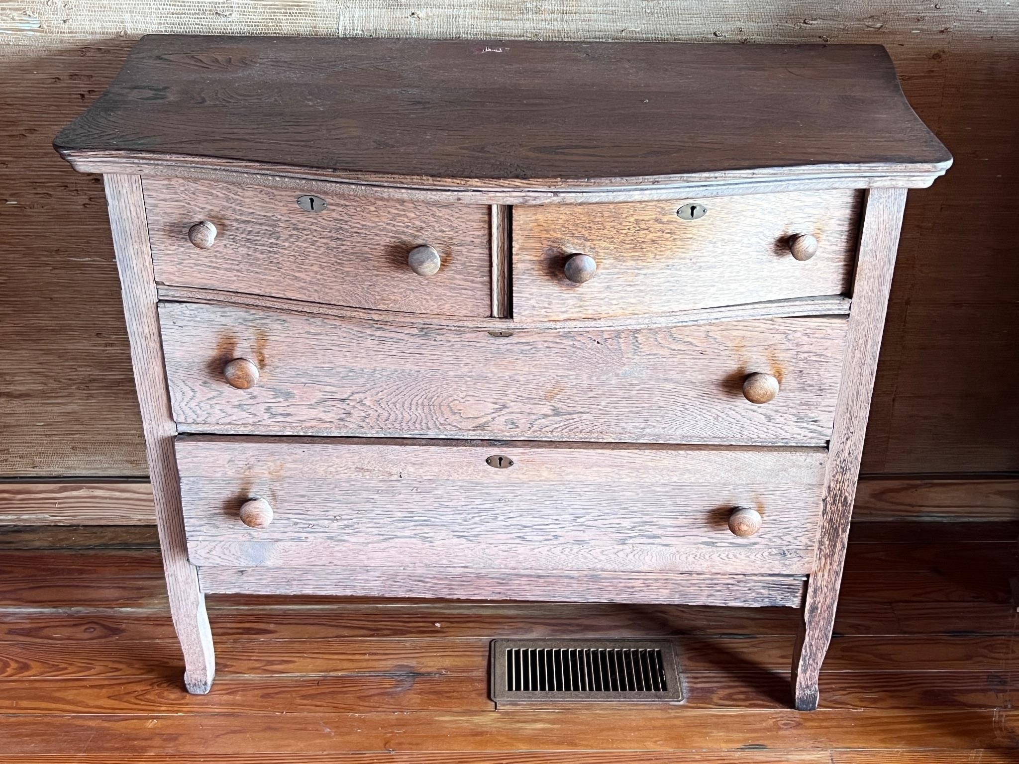 Vintage dresser