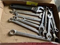 Flat w/misc combo wrenches