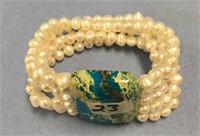 Fresh water pearl bracelet            (2)