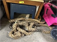 LARGE THICK ROPE