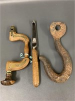 3 items incl. Union Fork & Hoe Co. Hand Brace