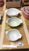 3 pc Pyrex bowl set