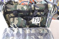 (5) Camo Duffle Bags (New)(G1)