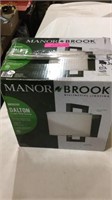 Manor Brook distinctive lighting