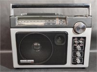 Vintage General Electric Super Radio II AM FM