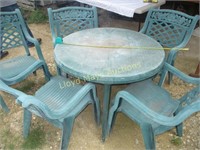 6pc Set - Patio Table & 5 Stacking Chairs