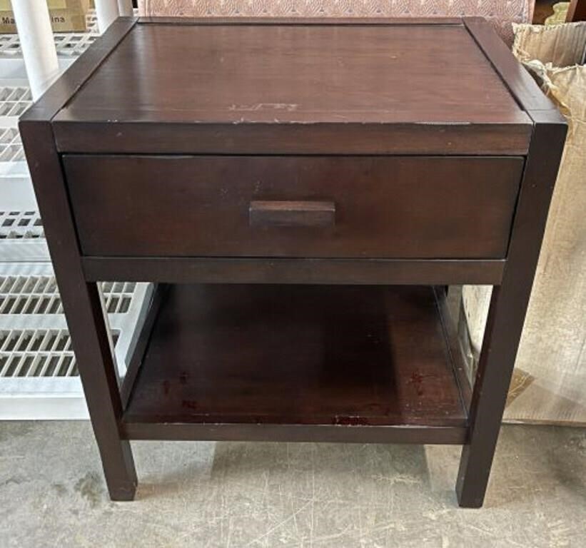 Wooden End Table w/ Drawer