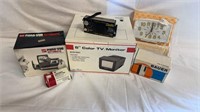 Vintage electronic Lot: Pana Vue, 5” Color TV