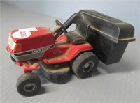Diecast Lawn Chief lawn mower bank. Measures: 3"