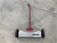 22 inch Magnet Sweeper