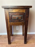 29in Dark Walnut End Table with Drawer