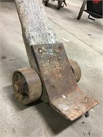 Antique Wedge Bar 7' Long