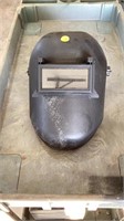 Welding helmet