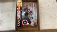 Diamond Select Captain America