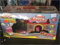 MOSHI HOUSE