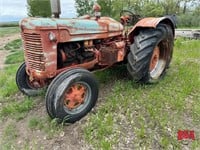 OFFSITE* IH/McCormick Super WD-9 tractor