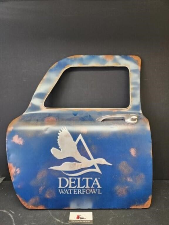 Metal Car Door Wall Hanger Delta Water Fowl