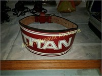 Titan genuine leather lifting belt