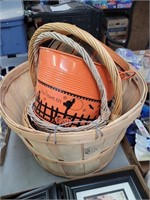 Bushel basket, baskets, Halloween bucket