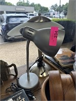 2PC TABLE LAMP LOT