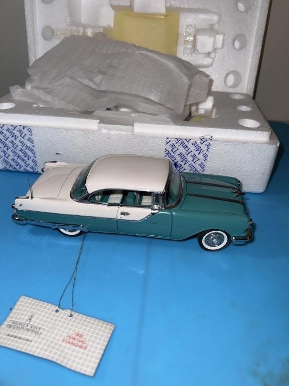 1955 Pontiac Starchief Franklin Mint