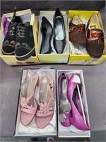 5 pairs of new old stock shoes.  Sizes 8 and 8.5.