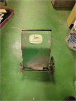 Vintage John Deere Planter Box Décor