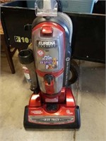 Eureka Pet Fresh Bagless The Boss 4D Vacuum