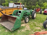 Oliver 1250 tractor w/loader