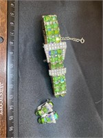 Avon bracelet and earrings set