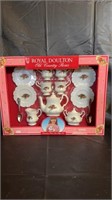1997 Royal Doulton Old Country Roses Play Tea Set