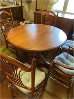 Maple dining room table with six chairs, 48” x 29t