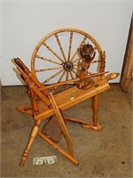 Vintage Spinning Wheel NO SHIPPING