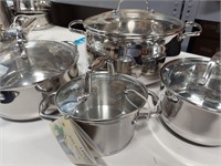 4 POTS WITH LIDS