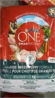 14 kg Purina One large breed puppy