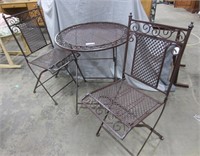 Metal Outdoor Bistro Table & 2 Folding Chairs