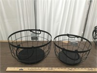 2 Different size Metal Baskets