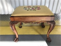 SOLID MAHOGANY CHIPPENDALE STYLE FOOTSTOOL