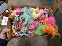 MY LITTLE PONYS & MORE TOYS