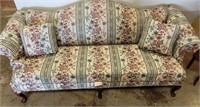 QUEEN ANNE CAROLINA CUSTOM SOFA