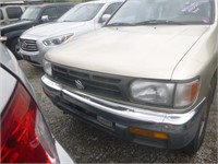 1998 NISSAN PATHFINDER 4X4