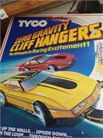 Tyco Cliff Hanger Race Track and Cars