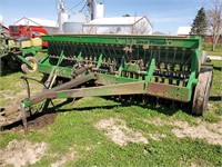 Great Plains 13 end wheel drill