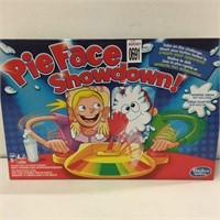 PIE FACE SHOWDOWN GAME AGE 5+