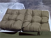 Qilloway Love Seat Cushion