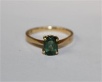 18k yellow gold Emerald Ring featuring approx.